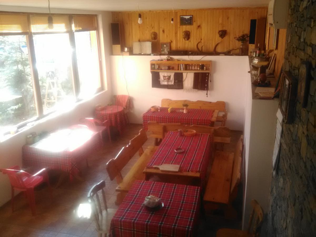 Villa Lilia Apriltsi  Extérieur photo